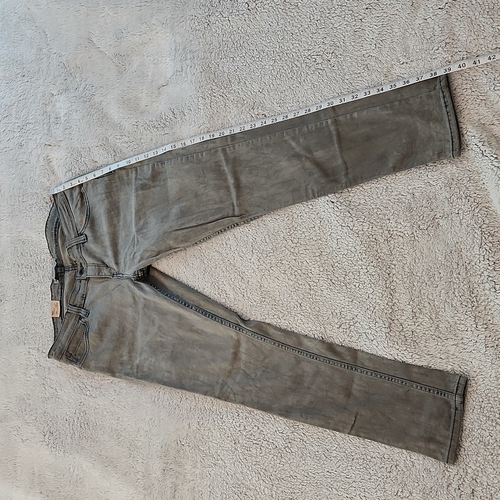 Levi's Low Rise Skinny Jean